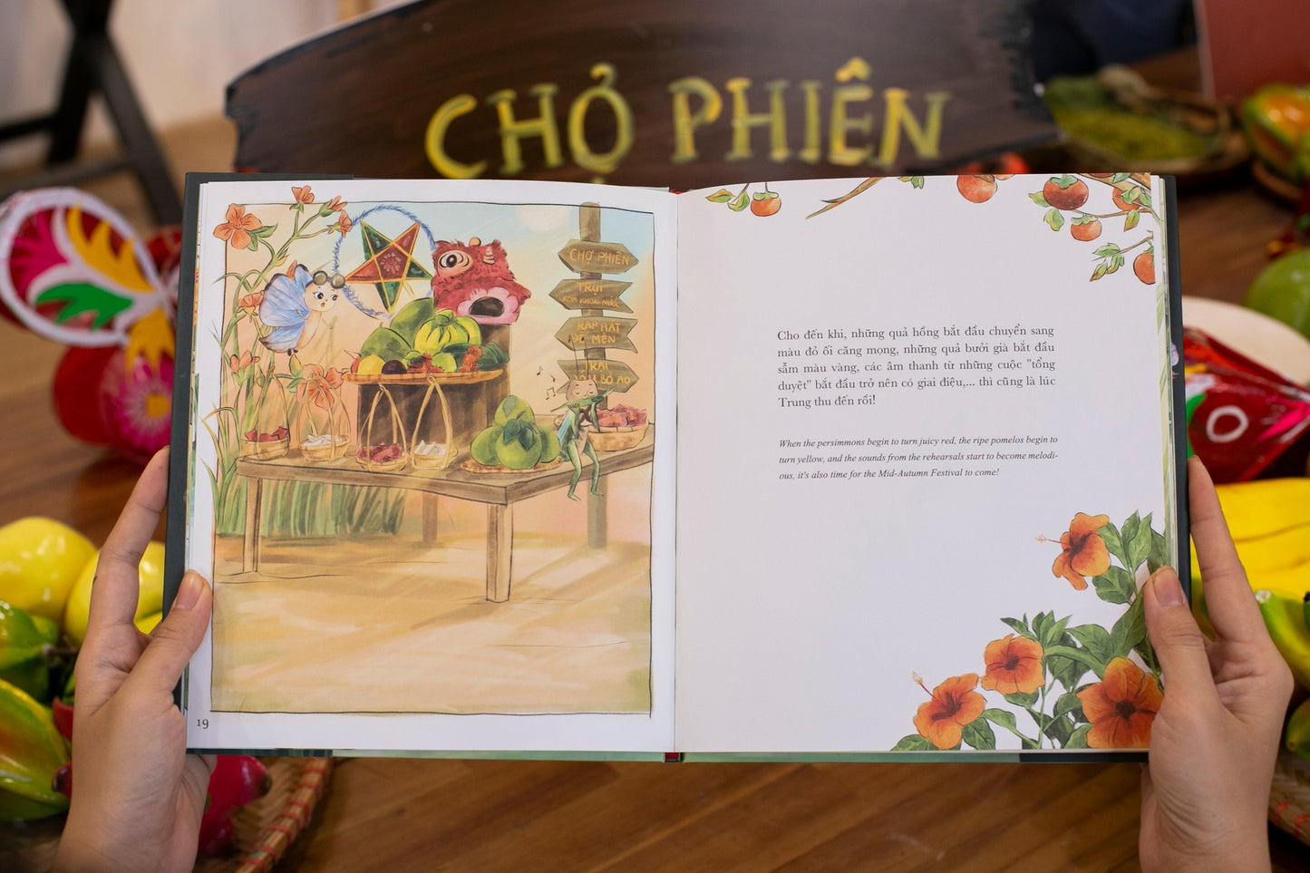 Bilingual Boxset "Calling the Moon with Lanterns" | Hộp quà Treo Đèn Đón Trăng song ngữ