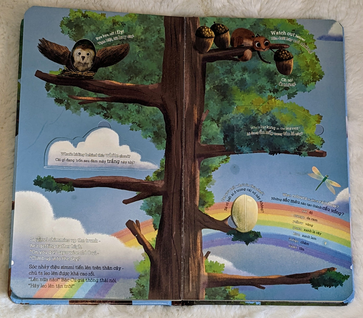 Bilingual Up Up Up In The Tree - Lift-the-flap | Trèo Trèo Trèo Lên Cây - song ngữ